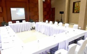 Grant Hotel Subang